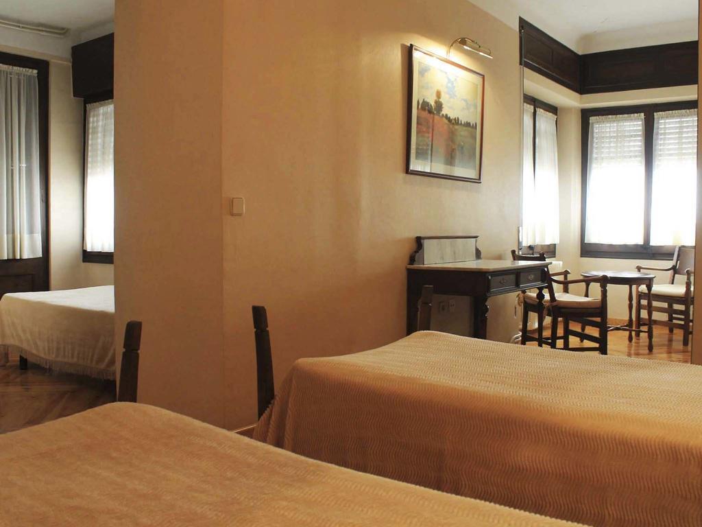 Hostal Rita Belvedere Puigcerdà Kültér fotó