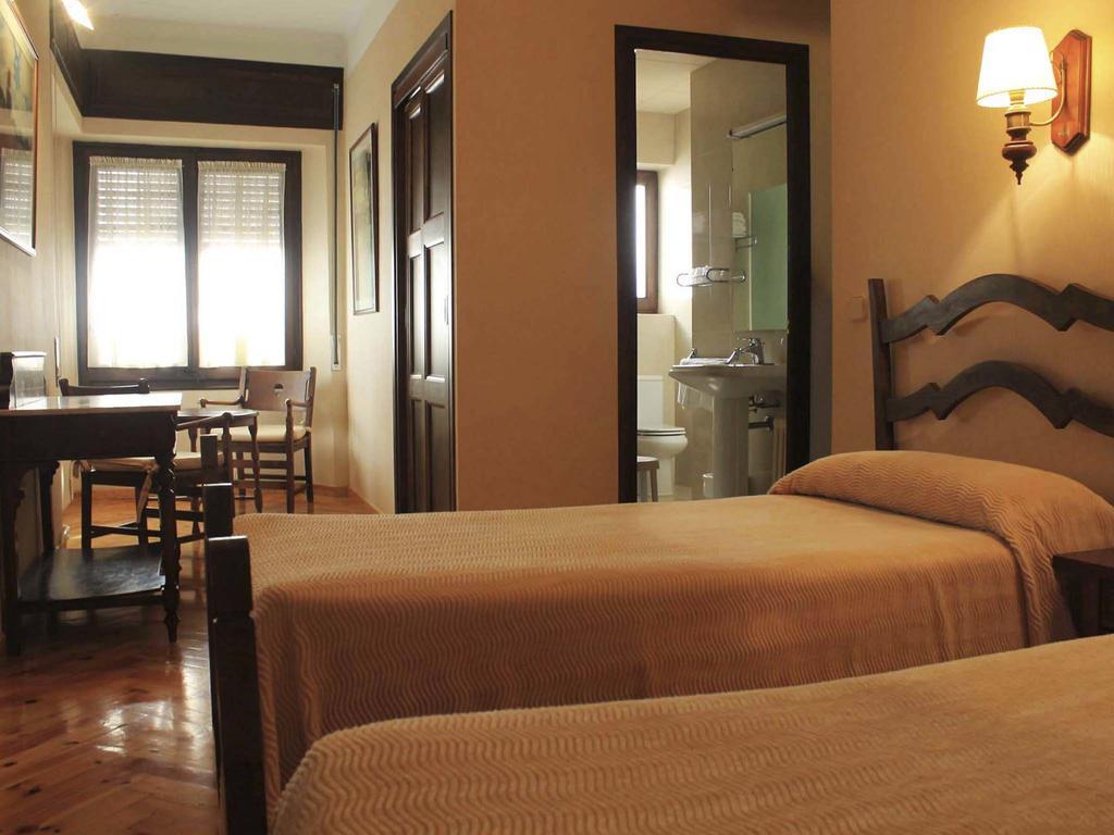 Hostal Rita Belvedere Puigcerdà Kültér fotó